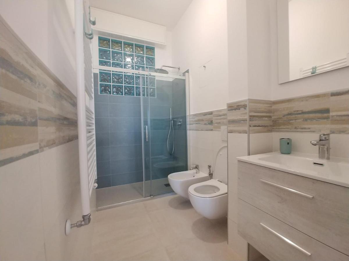 Apartamento Super Vista Al Grattacielo Di Lavagna Exterior foto